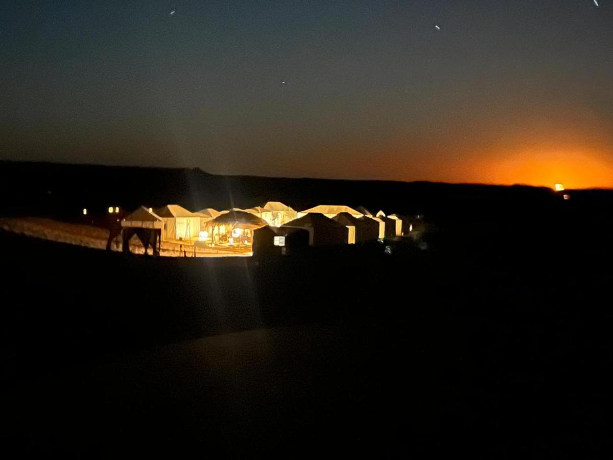 Merzouga Top Luxury Camp Exterior foto